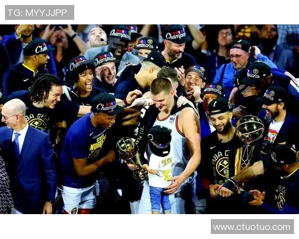 NBA球星与足球明星的相似之处:跨界魅力与竞技精神的完美融合 NBA球星与足球明星的相似之处:跨界魅力与竞技精神的完美融合