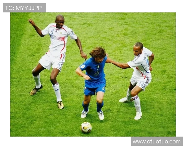 三字球星足坛传奇盘点 各国足球明星背后的故事与成就分析 三字球星足坛传奇盘点 各国足球明星背后的故事与成就分析